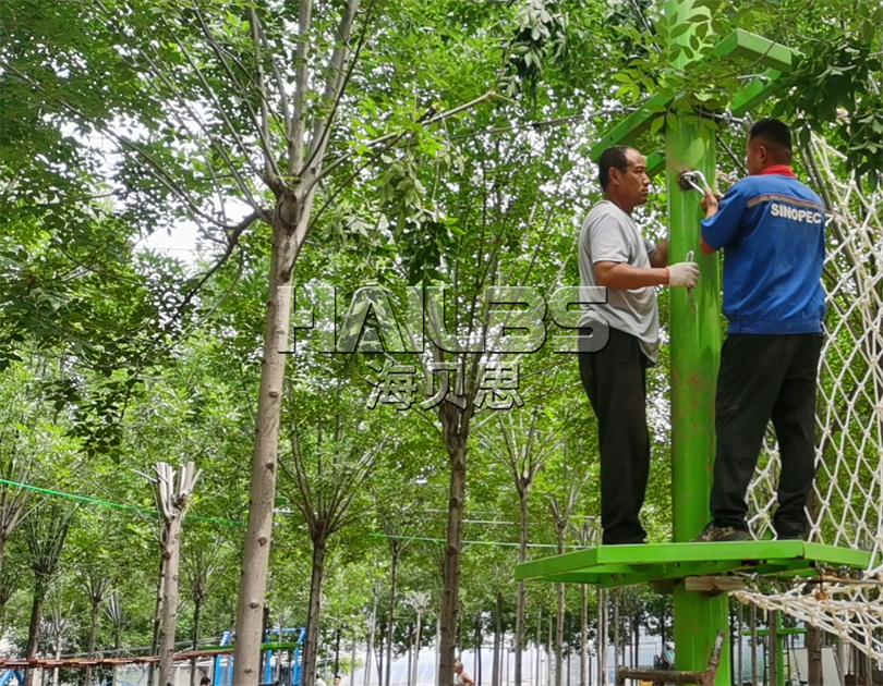 山东东营丛林穿越安装施工现场